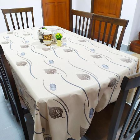Victoria Homestay Sibu - Next To Shopping Complex & Large Car Park Area With Autogate Exterior foto